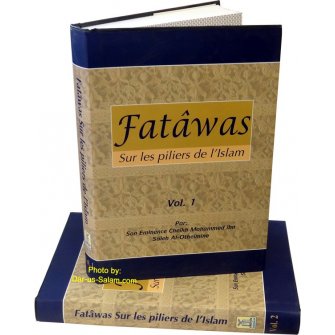 French: Fatawas Sur les piliers de l'Islam (2 Vol Set)